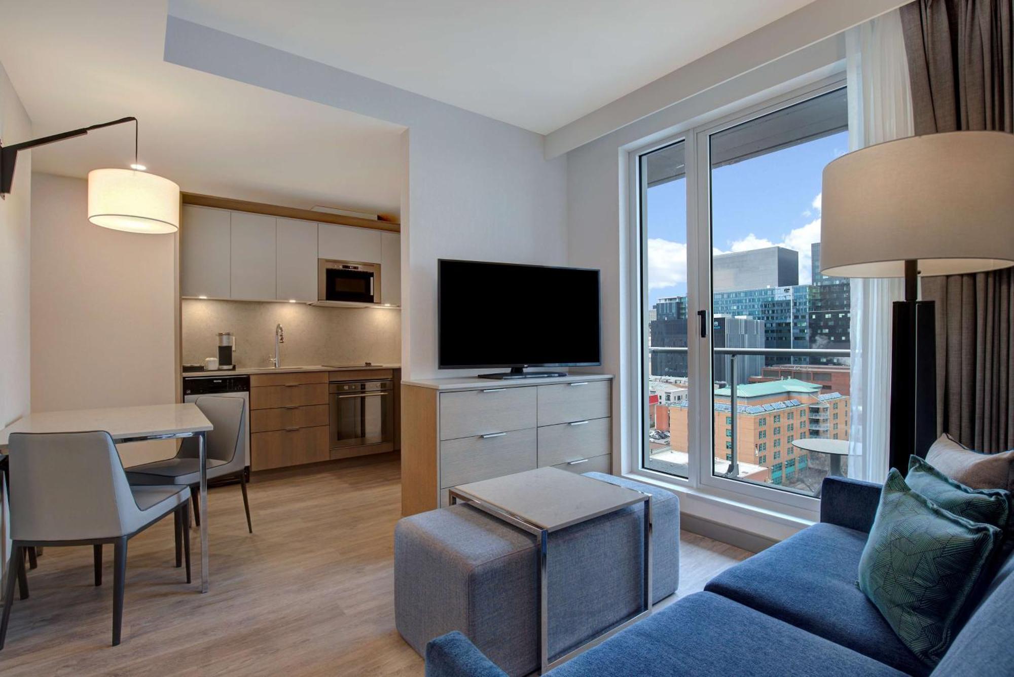 Homewood Suites By Hilton Montreal Downtown — Photos 1